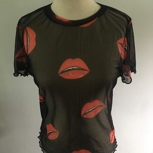 FASHION NOVA See Thru Lip Print Shirt